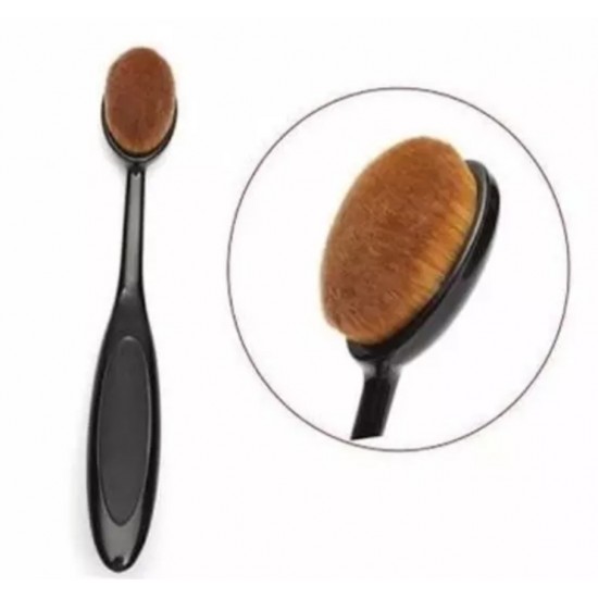 OVAL FOUNDATION BRUSH